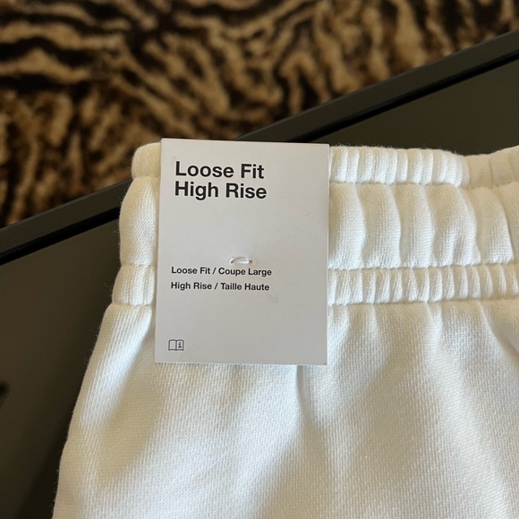 long nike shorts - Picture 4 of 4